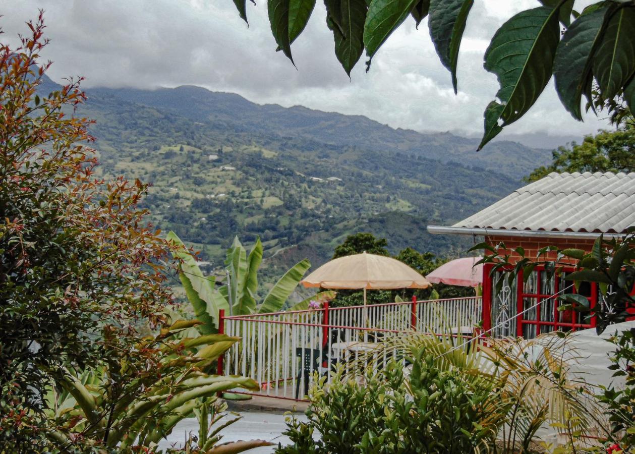 Posada Lu.Lu Choachi Luaran gambar